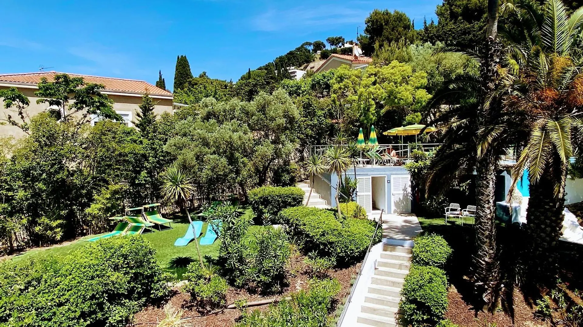 *** Hotell Royal Cottage Cassis Frankrike